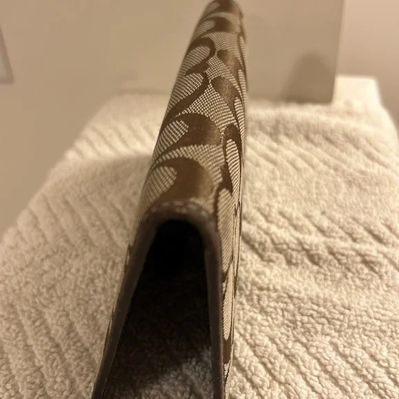 Vintage Coach Brown Signature Checkbook Cover Leather Trim with Pen Loop EUC - Picture 9 of 16